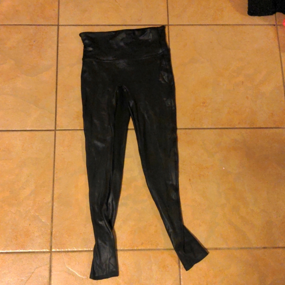 Spanx faux leather leggings